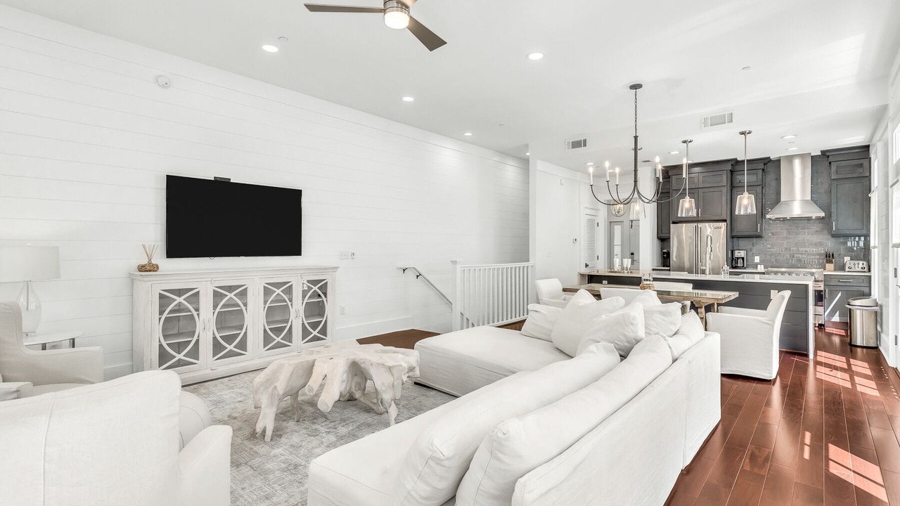 Photo of Livingroom in Beach District