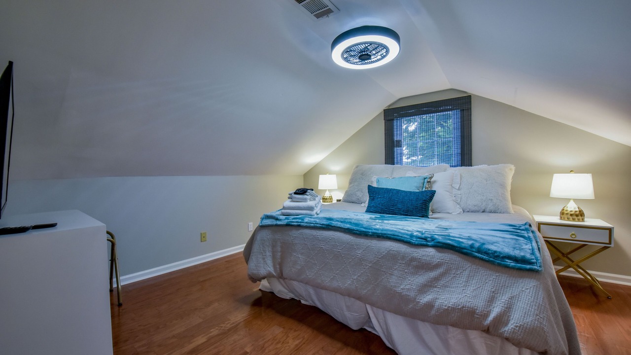 Photo of Bedroom in Tuscaloosa