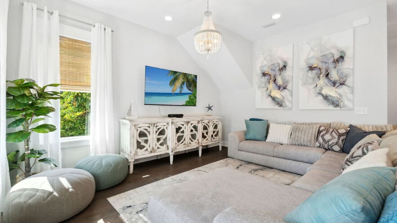 Photo of Livingroom in Miramar Beach