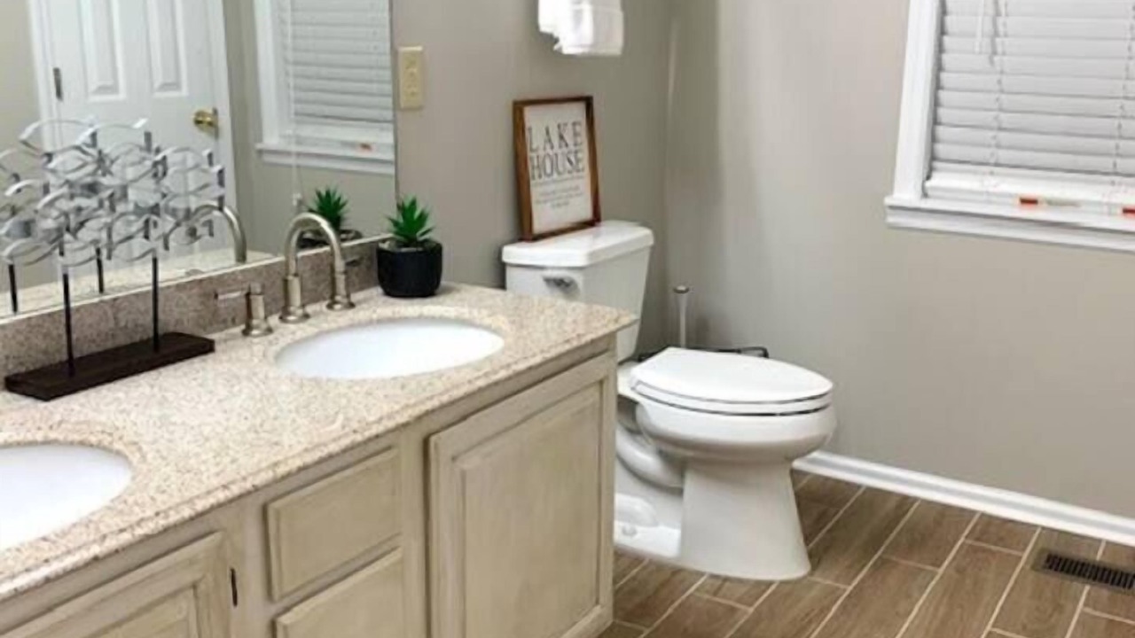 Photo of Bathroom in Lineville