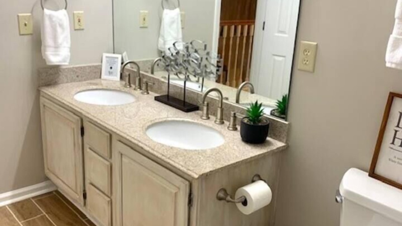 Photo of Bathroom in Lineville
