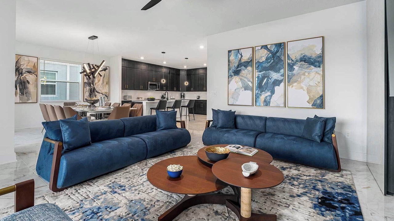 Photo of Livingroom in Florida Center