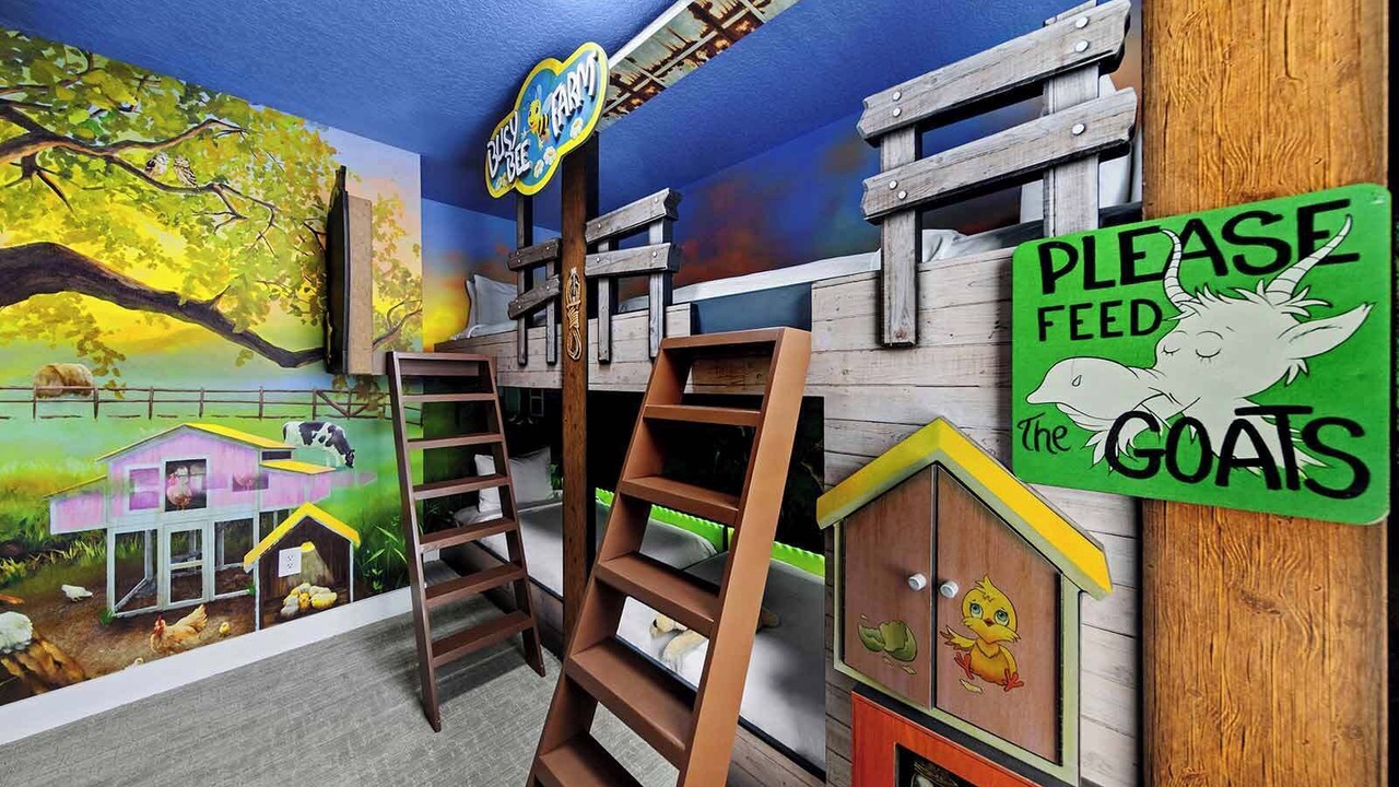 Photo of Bedroom in Florida Center