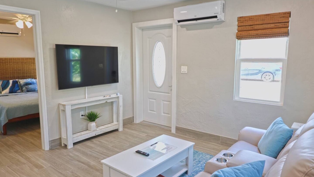 Photo of Livingroom in New Smyrna Beach