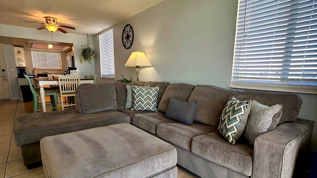 Photo of Livingroom in New Smyrna Beach