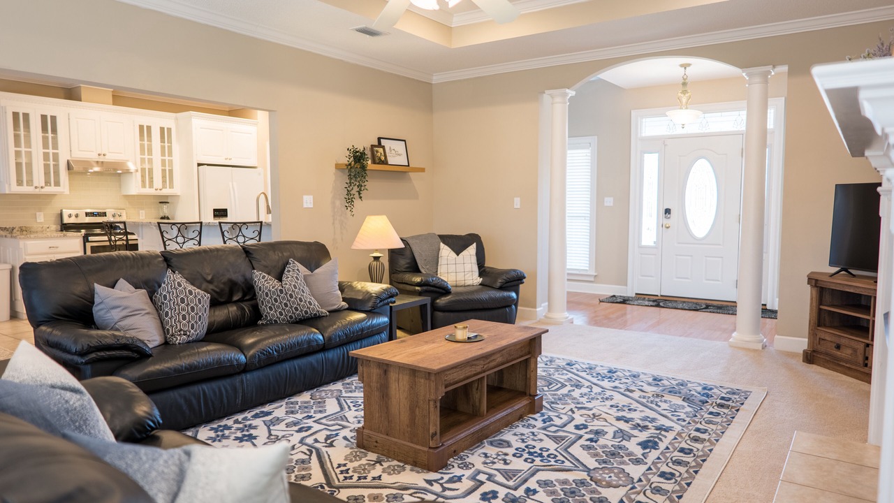 Photo of Livingroom in Valdosta