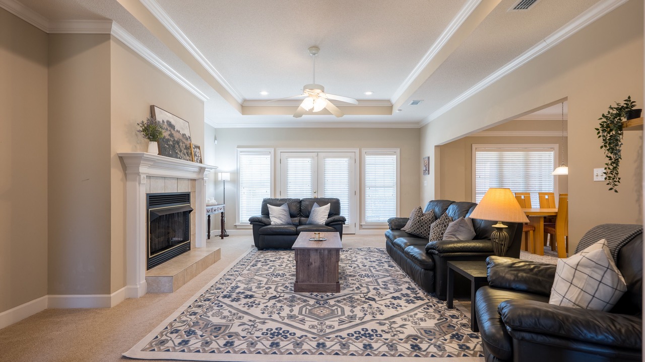Photo of Livingroom in Valdosta