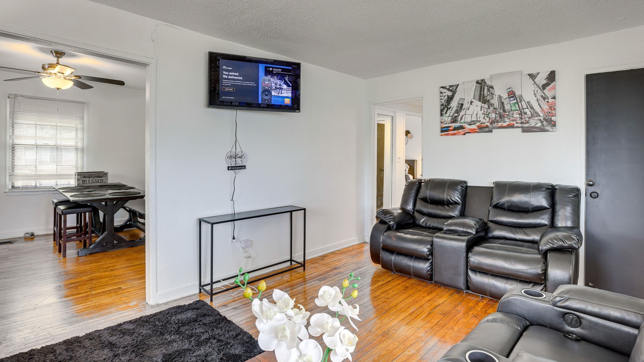 Photo of Livingroom in Birmingham
