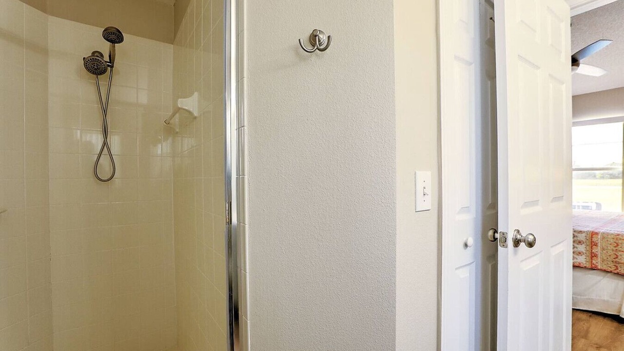 Photo of Bathroom in Florida Pines