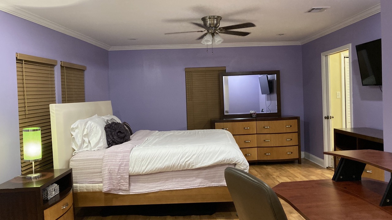 Photo of Bedroom in Fairgrounds