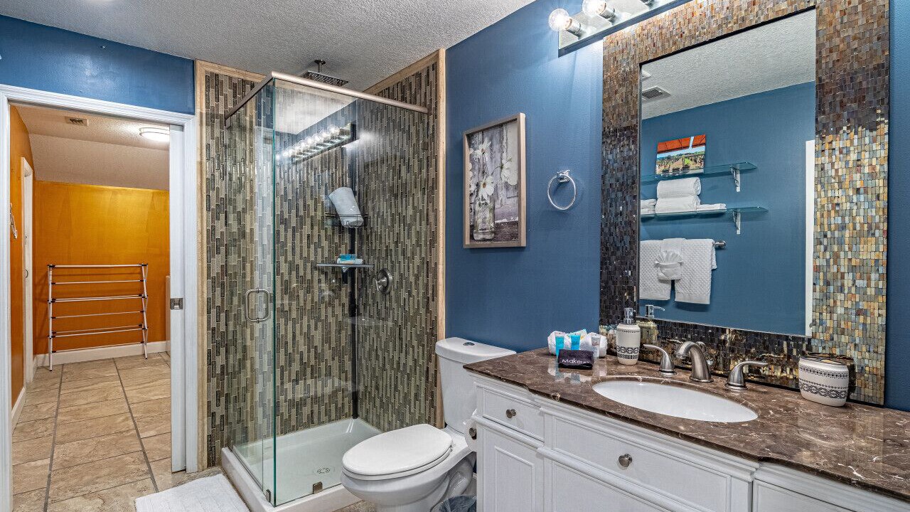 Photo of Bathroom in Gulfport