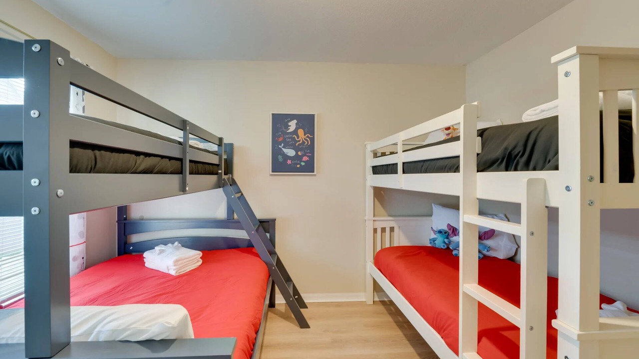 Photo of Bedroom in Venetian Bay Villages