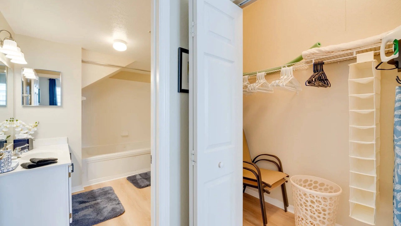 Photo of Bathroom in Venetian Bay Villages