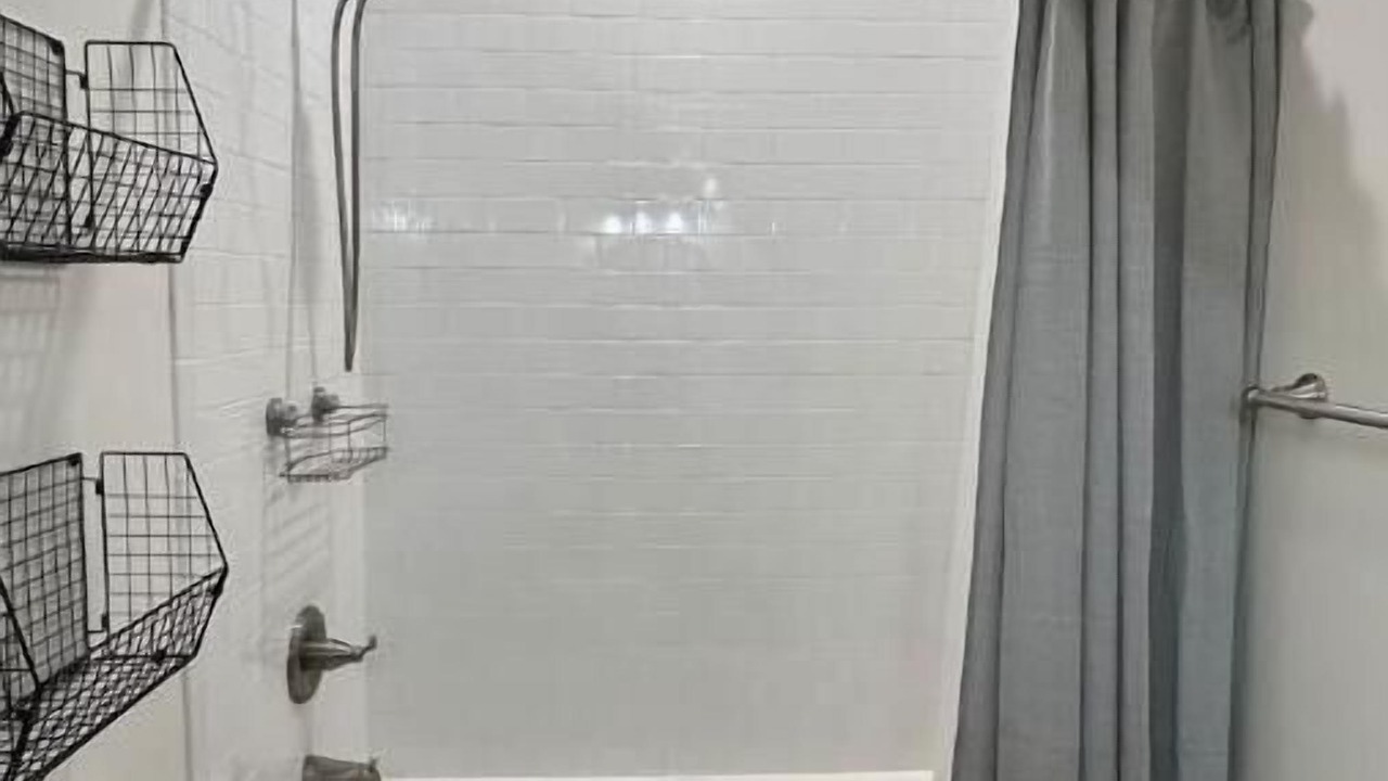 Photo of Bathroom in Groveoak