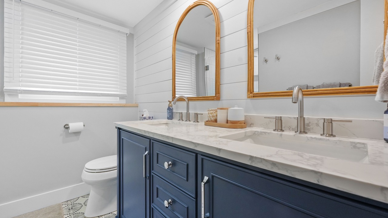 Photo of Bathroom in Cadillac