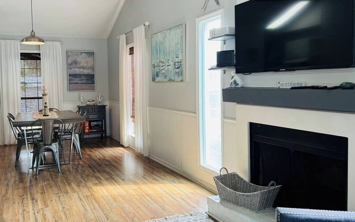 Photo of Livingroom in Tybee Island