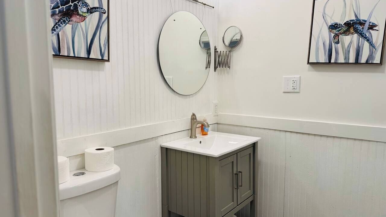 Photo of Bathroom in Tybee Island