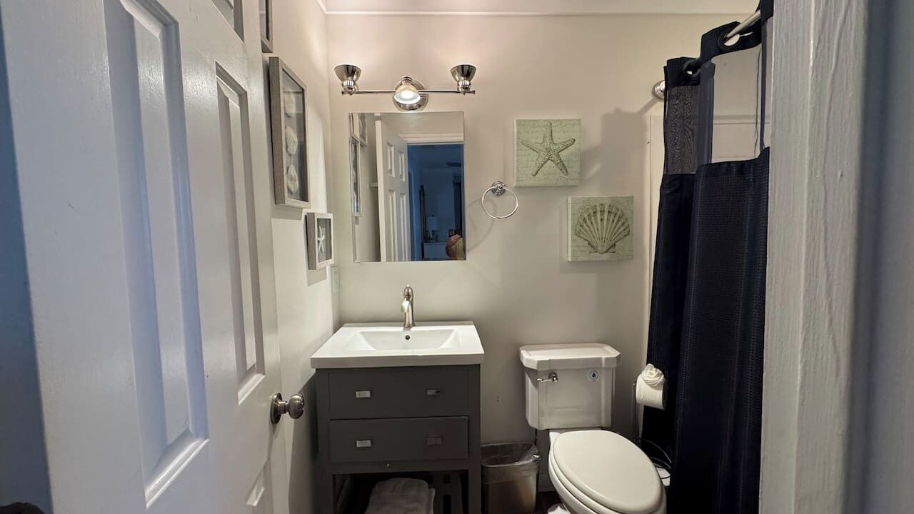 Photo of Bathroom in Tybee Island