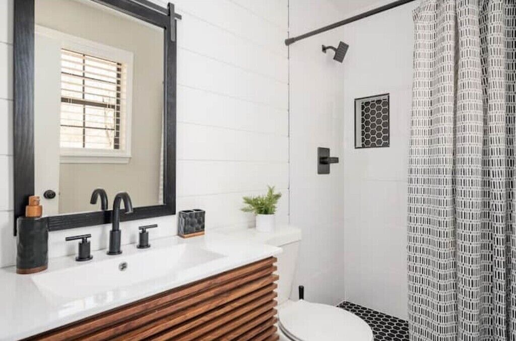 Photo of Bathroom in Decatur