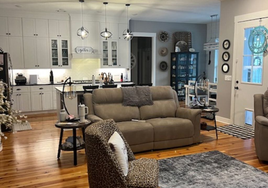 Photo of Livingroom in Thomson