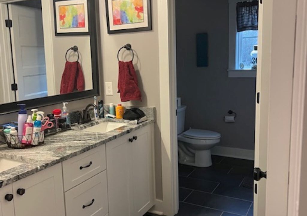 Photo of Bathroom in Thomson