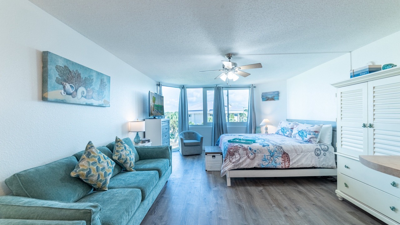 Photo of Bedroom in Holiday Beach