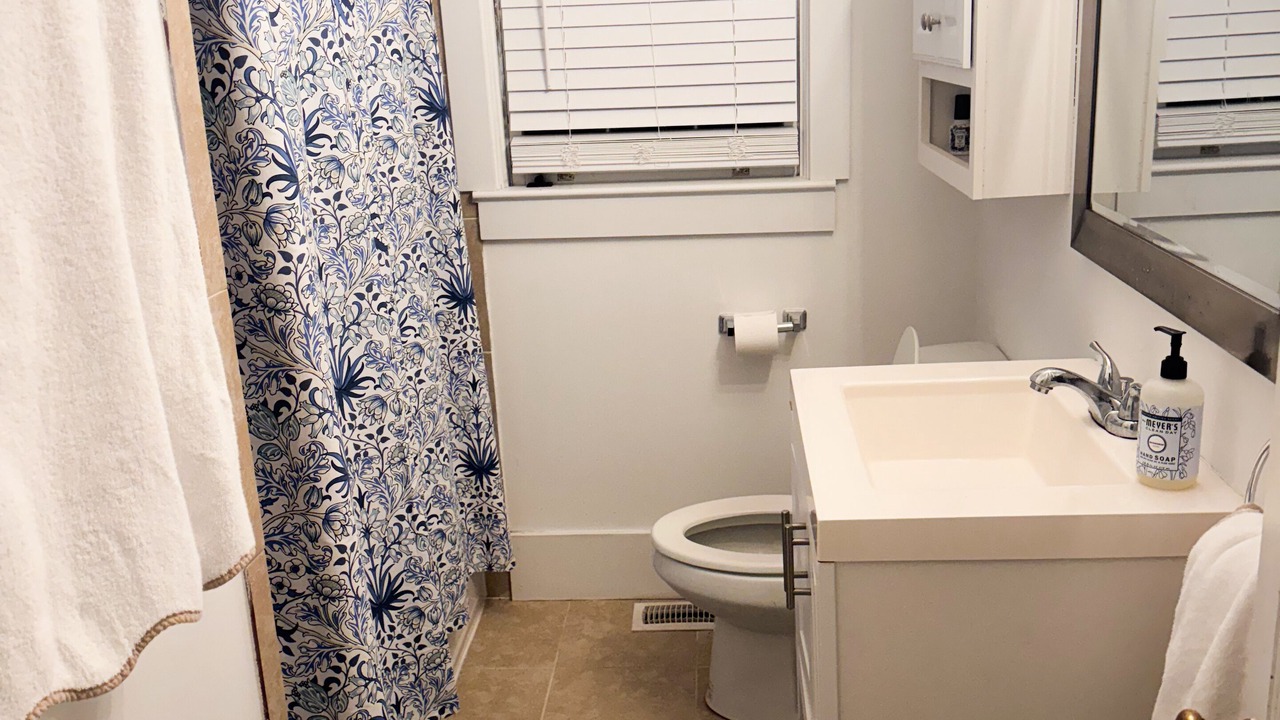 Photo of Bathroom in Auburn