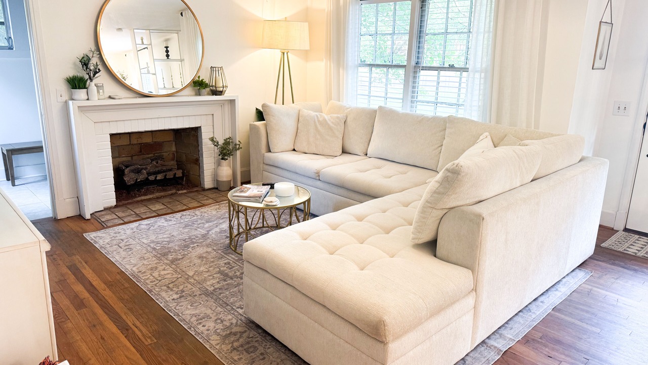 Photo of Livingroom in Auburn