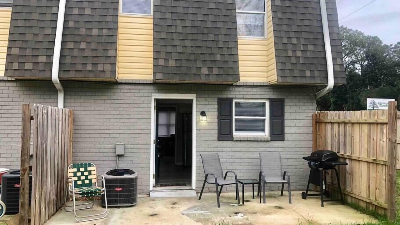 Photo of Patio Balcony in Grand Bay