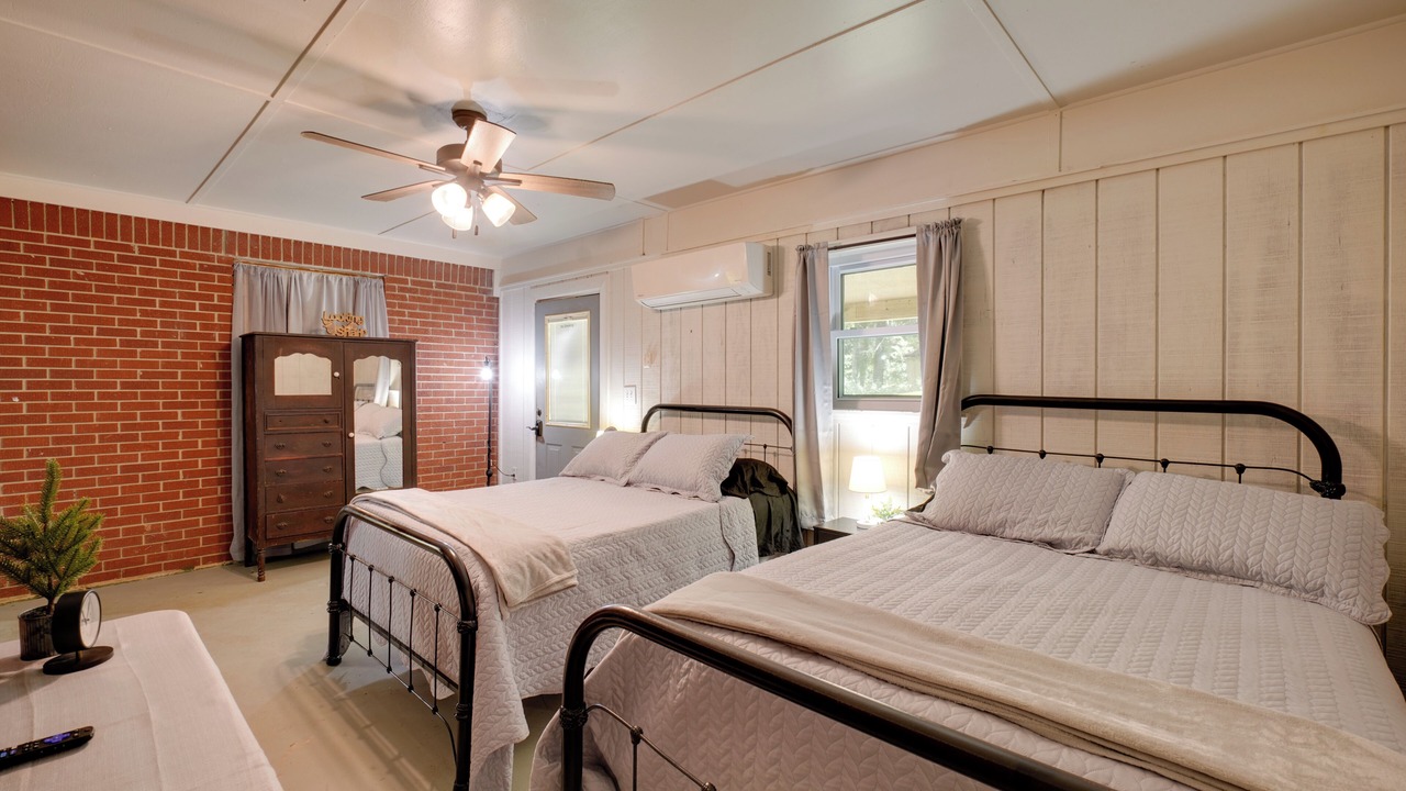 Photo of Bedroom in Newhebron