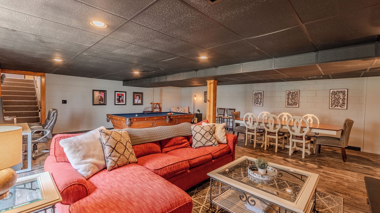 Photo of Livingroom in Harrison