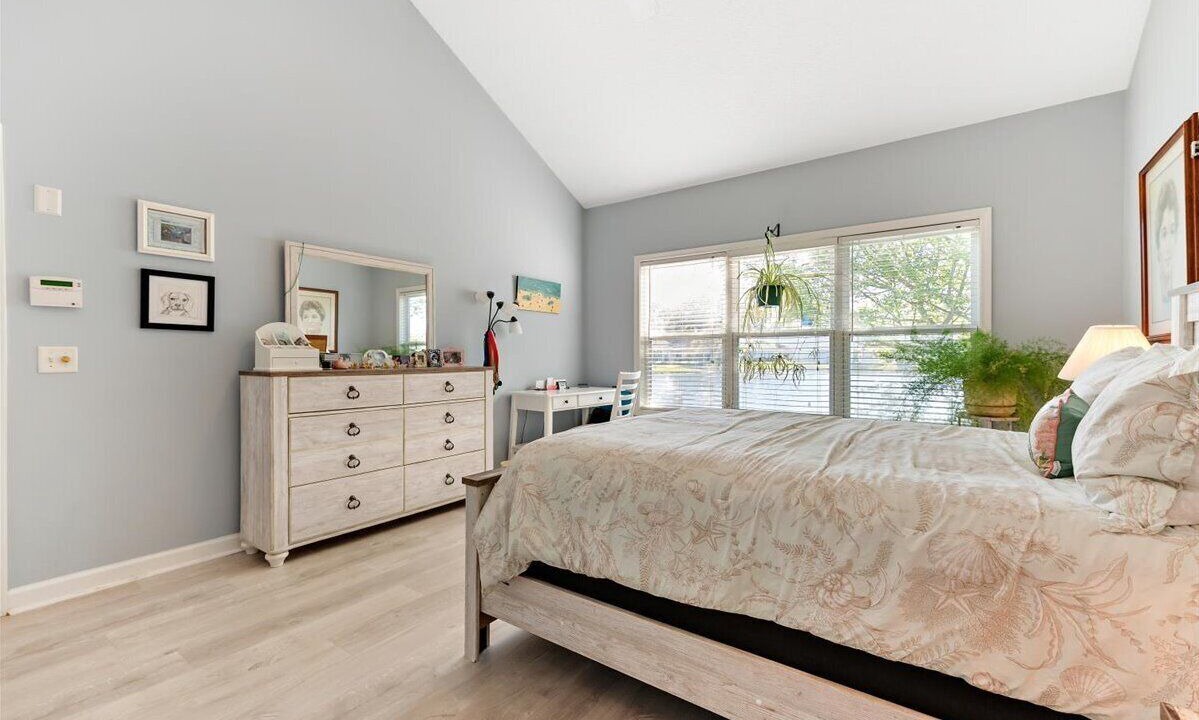 Photo of Bedroom in Dock Junction