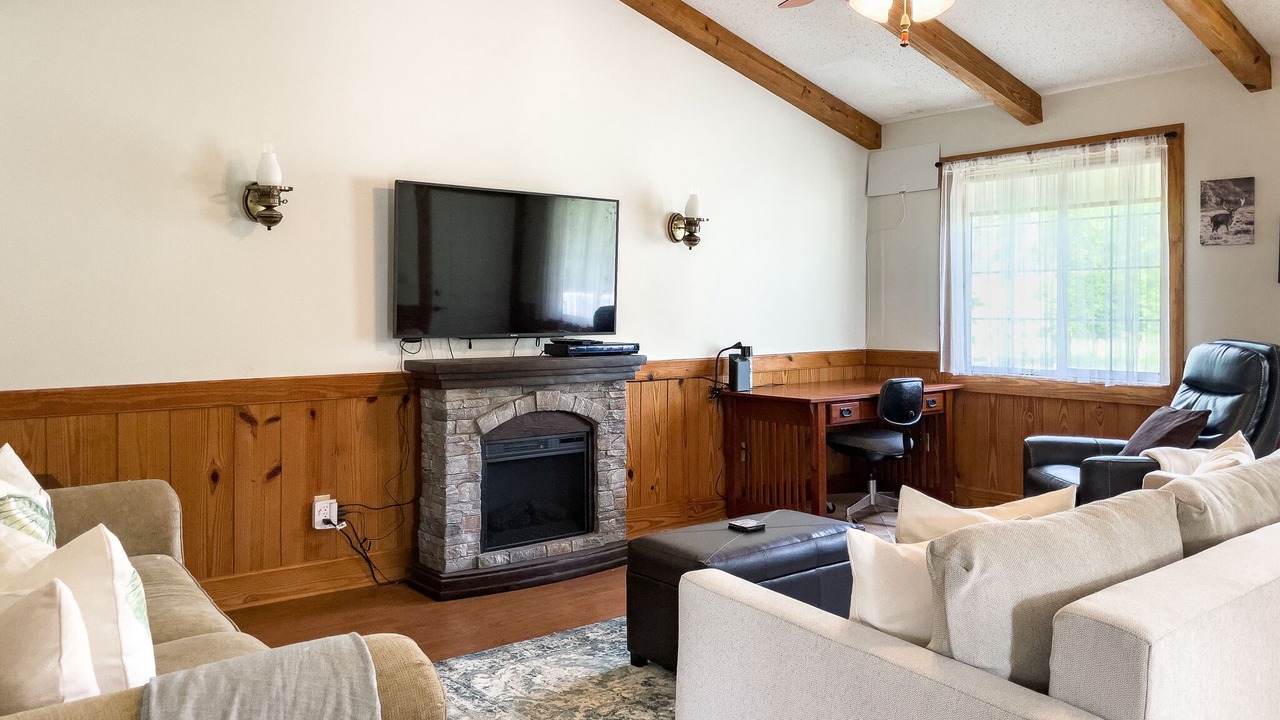 Photo of Livingroom in Pensacola