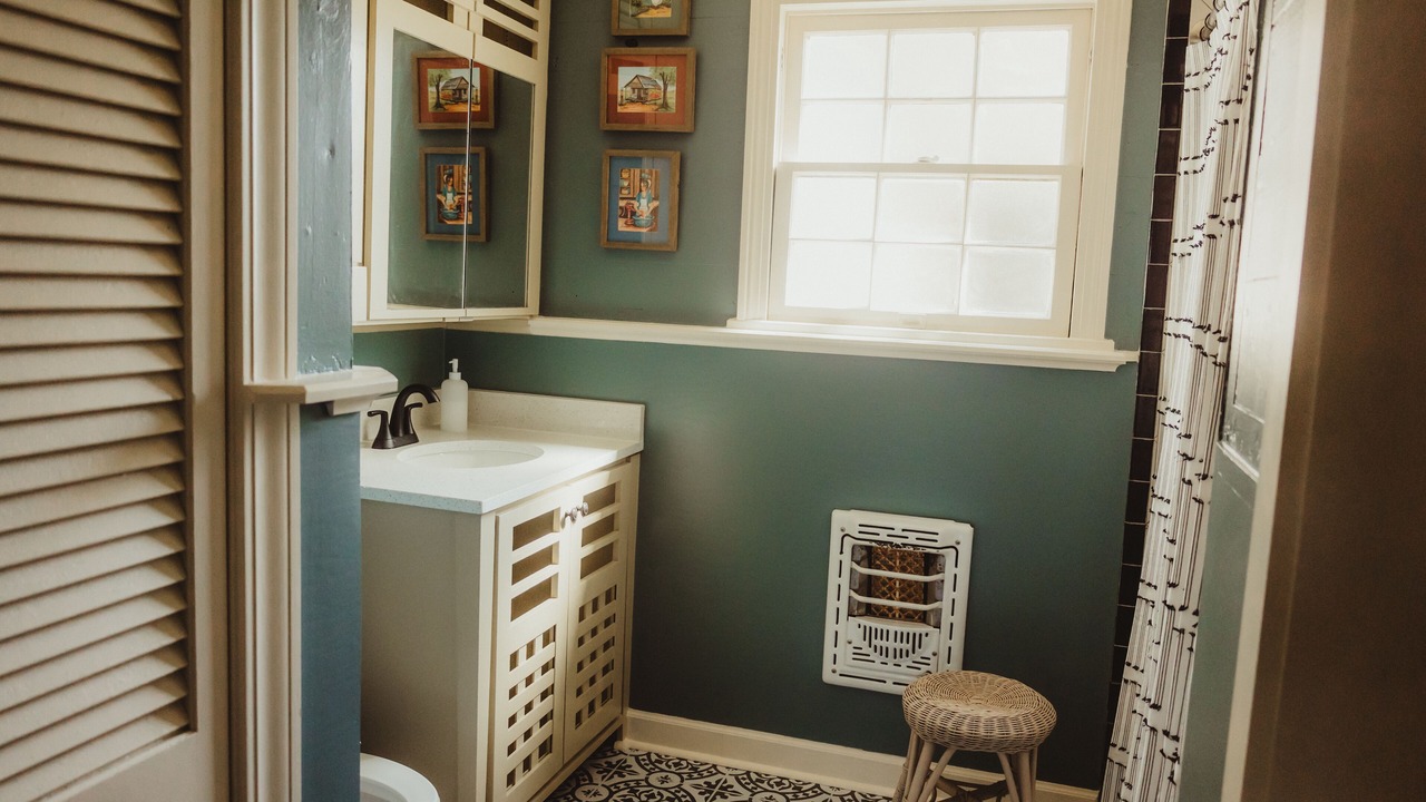 Photo of Bathroom in Freetown - Port Rico
