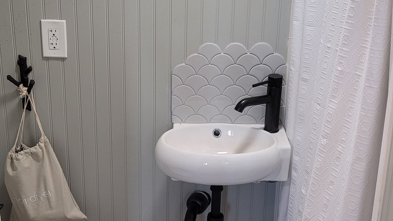 Photo of Bathroom in Mount Olive