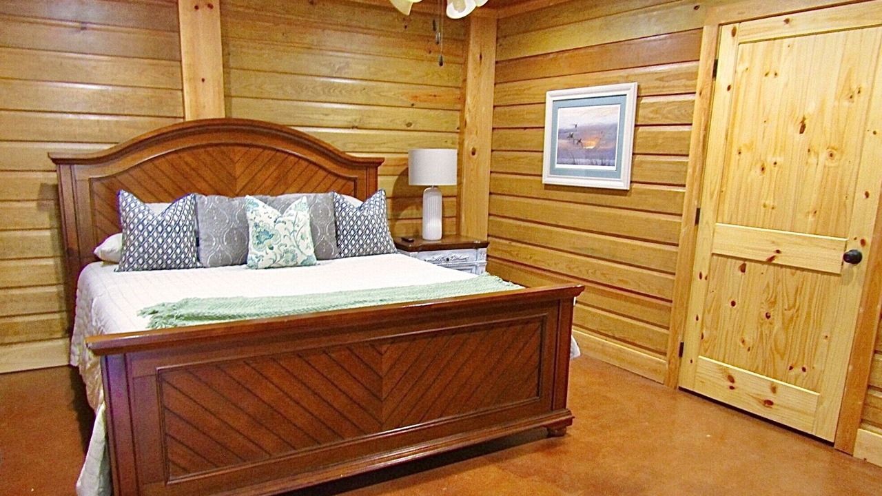 Photo of Bedroom in Farmerville
