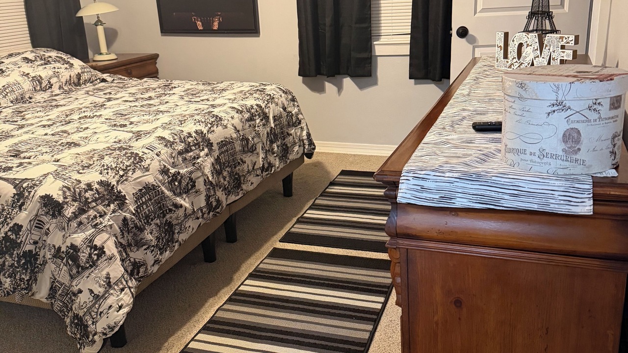 Photo of Bedroom in Palatka