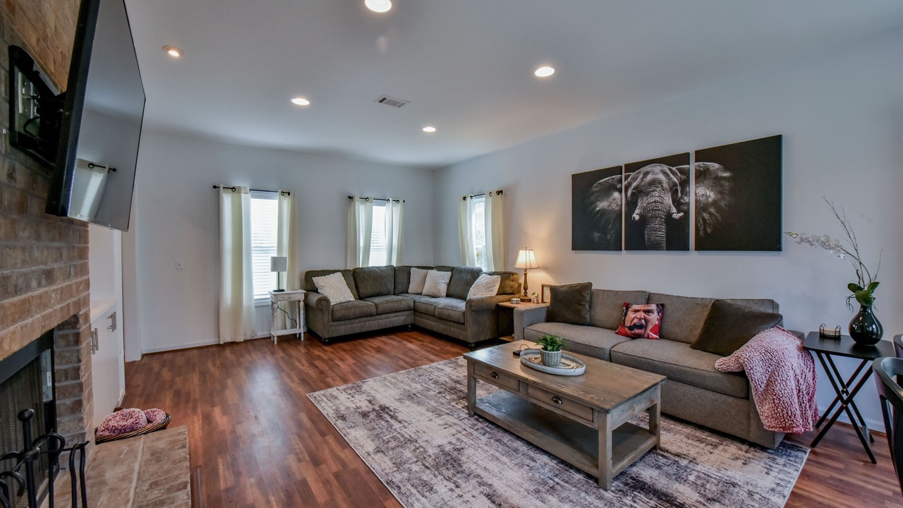 Photo of Livingroom in Tuscaloosa