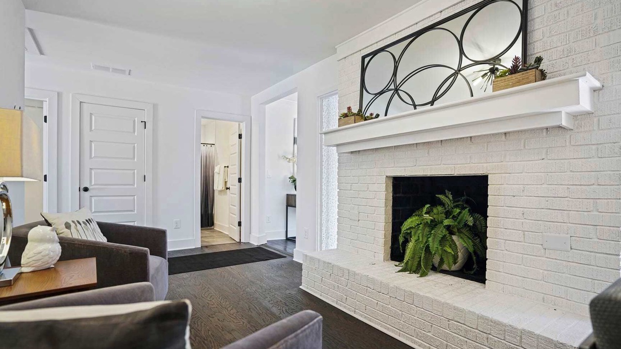 Photo of Livingroom in East Side