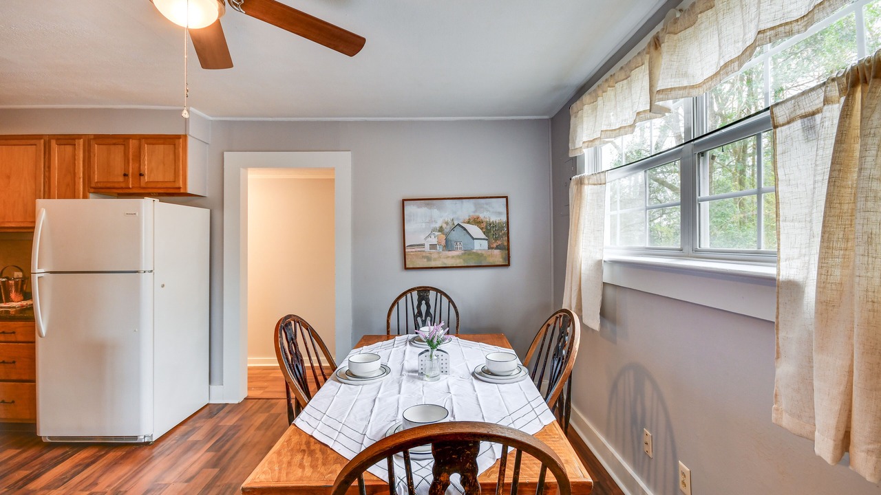Photo of Livingroom in East Tallassee