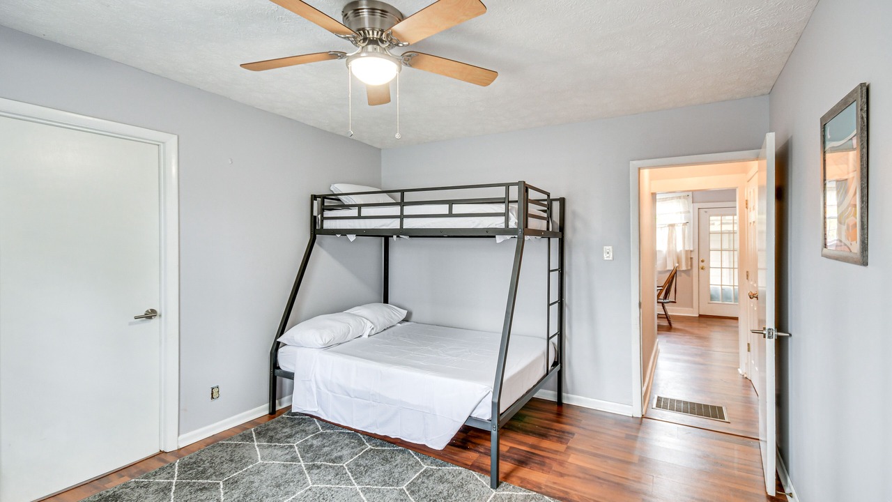 Photo of Bedroom in East Tallassee