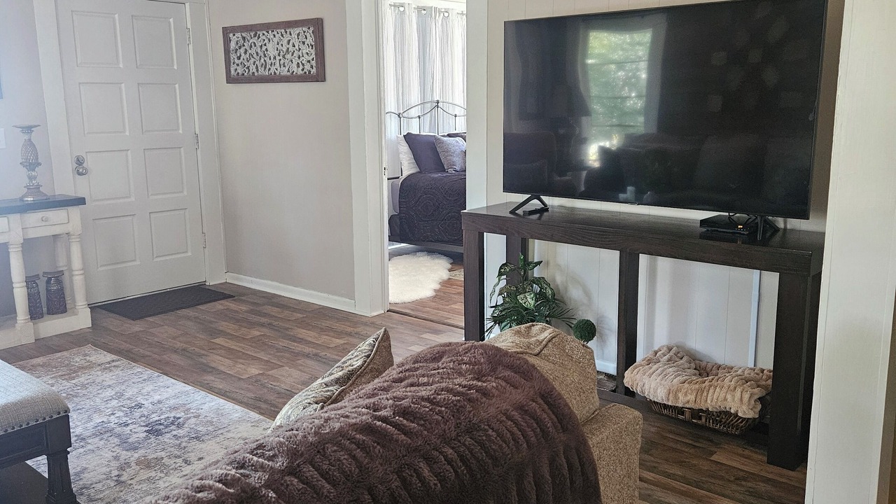 Photo of Livingroom in Brewton