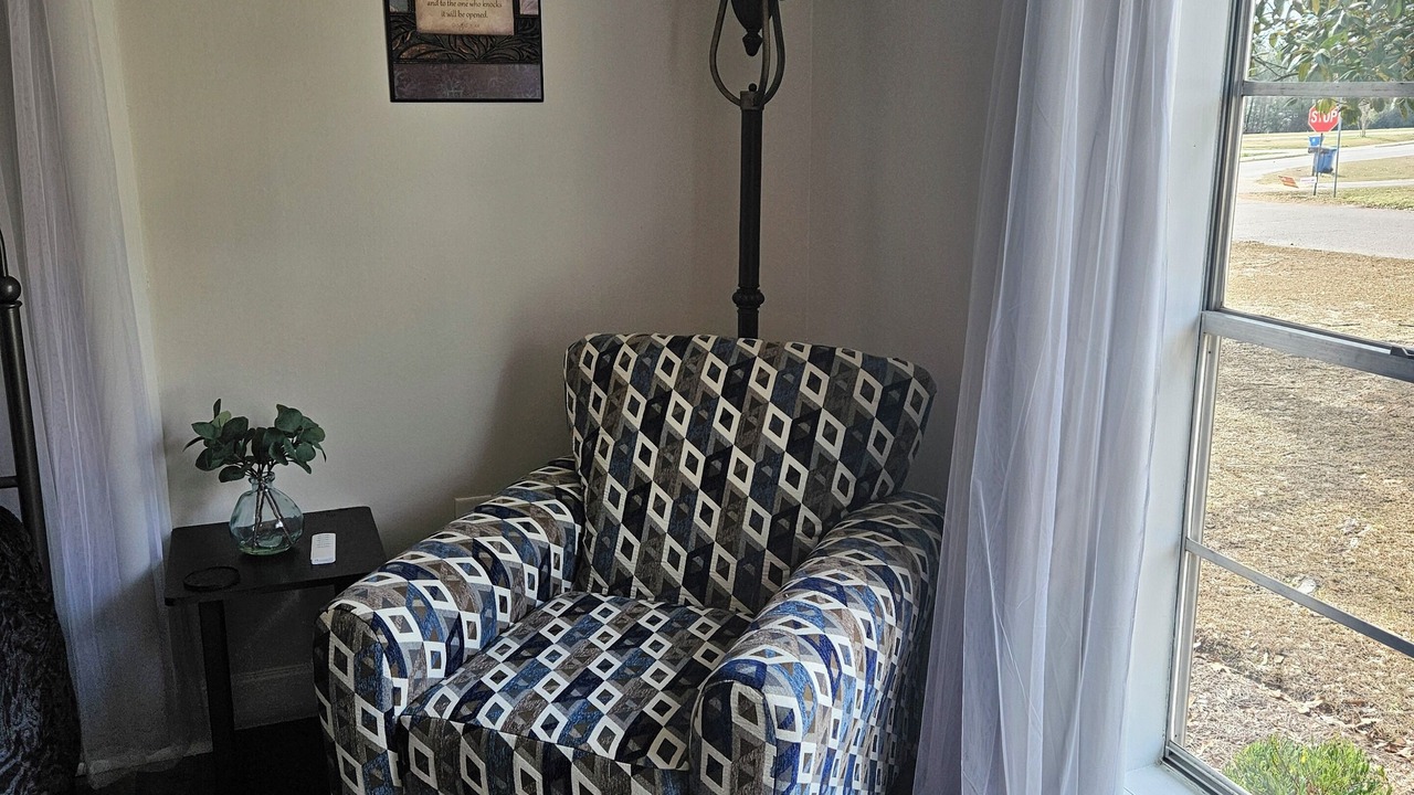 Photo of Livingroom in Brewton