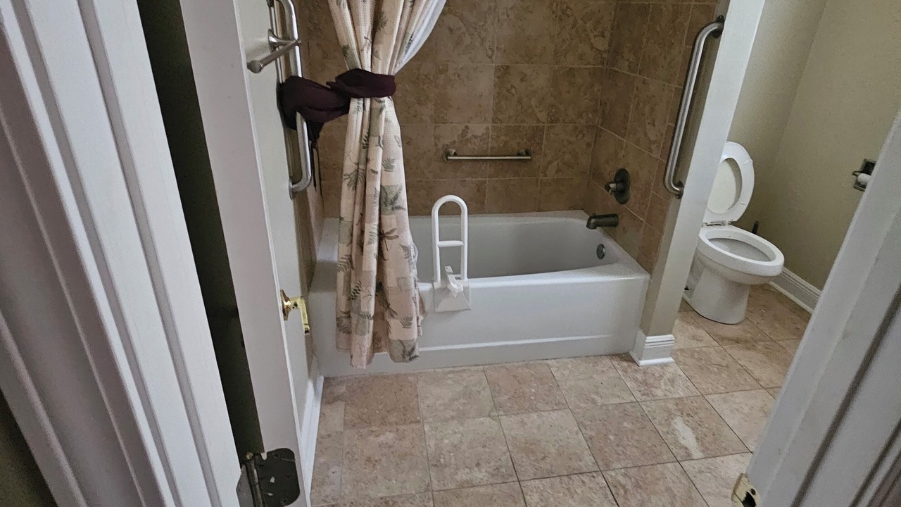 Photo of Bathroom in Waveland