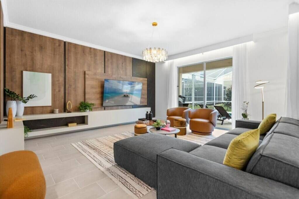 Photo of Livingroom in Four Corners