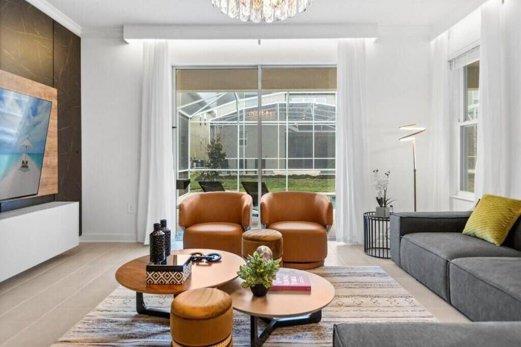Photo of Livingroom in Four Corners