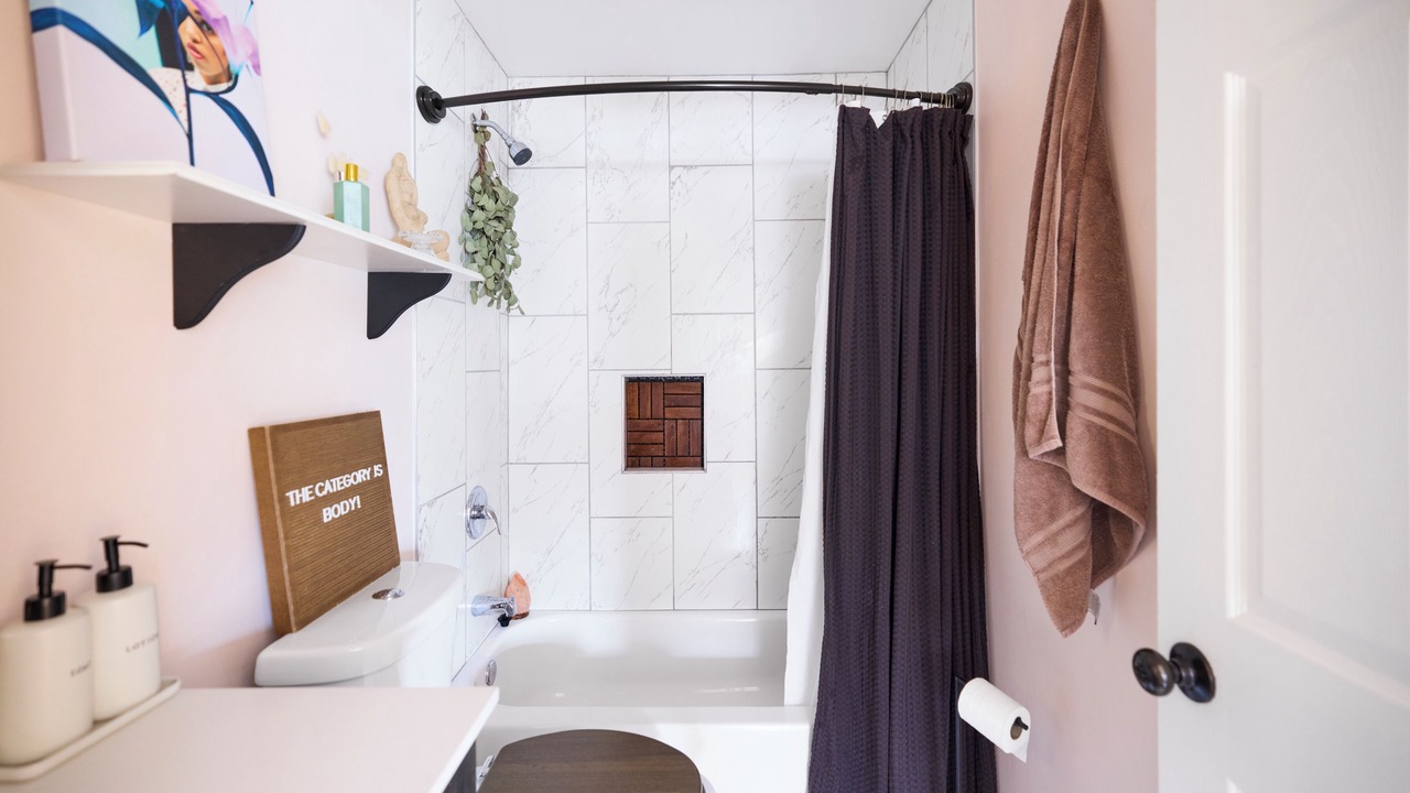 Photo of Bathroom in Church Street