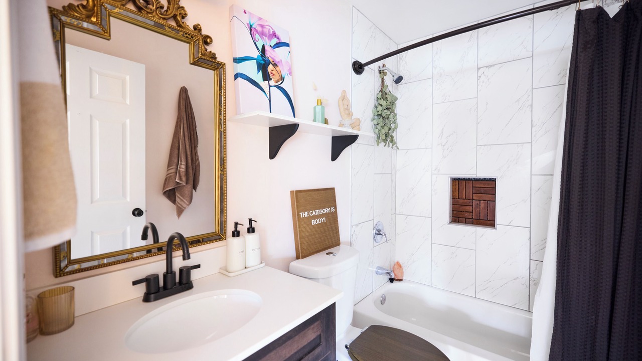Photo of Bathroom in Church Street