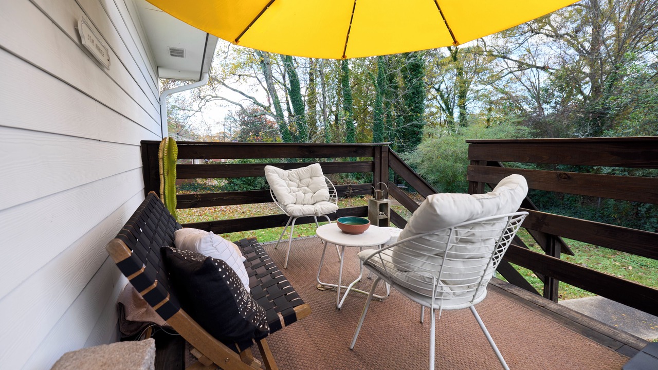 Photo of Patio Balcony in Church Street