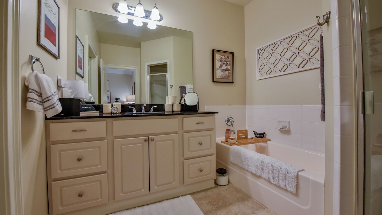 Photo of Bathroom in Tuscaloosa